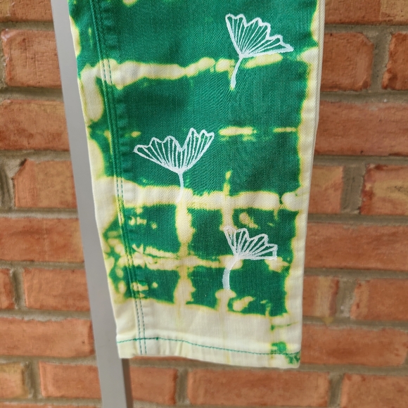 Kensie Hand Painted ankle Biter Skinny Jeans green - Picture 5 of 10